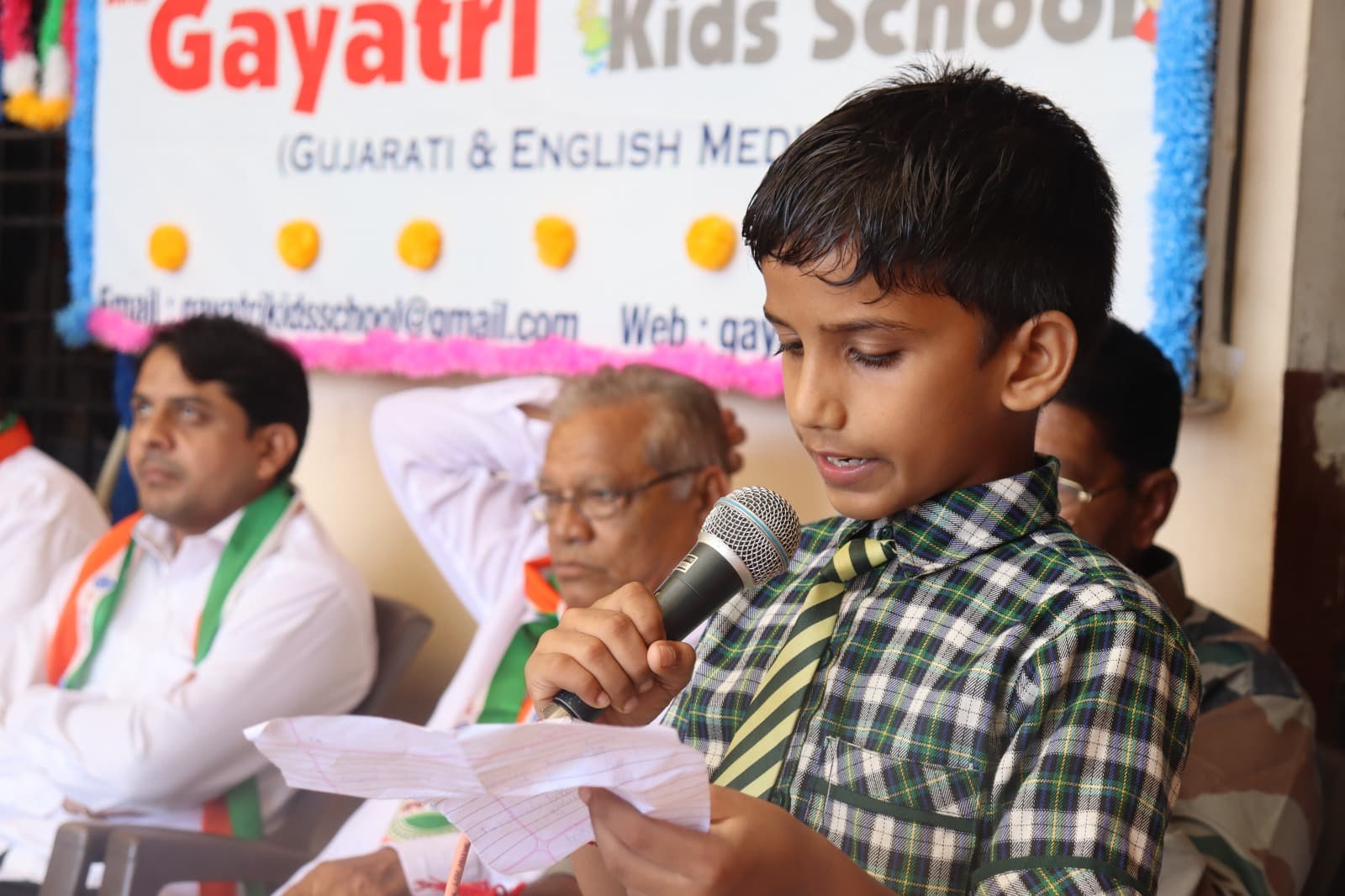 Gujarati Medium Expanded